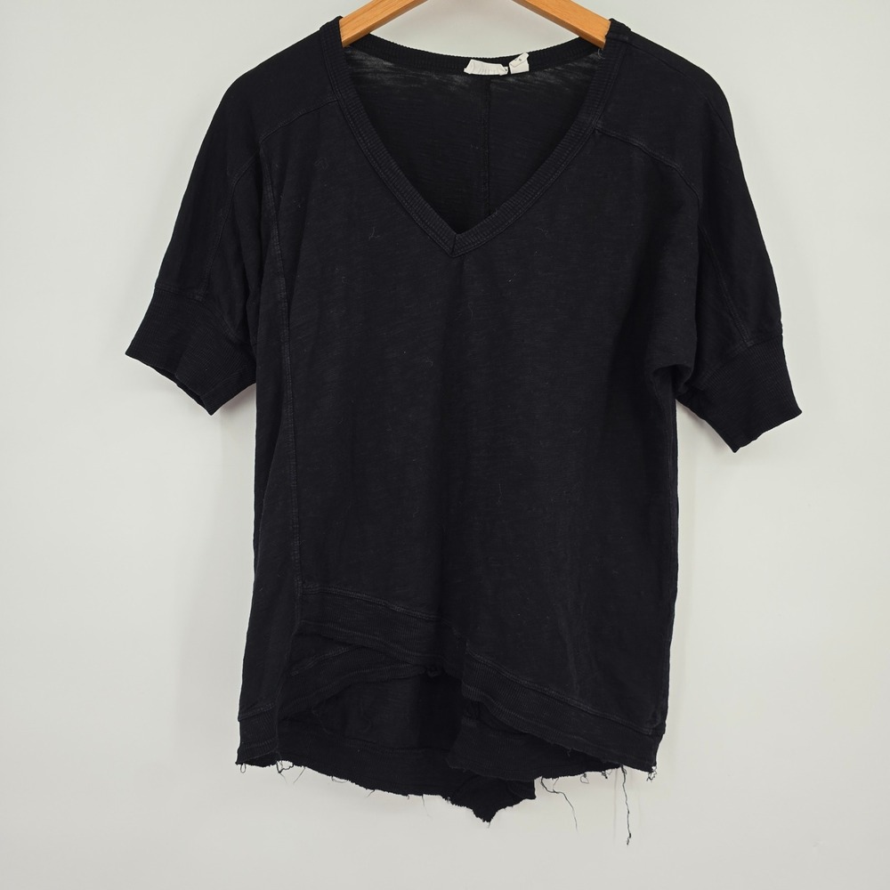 Wilt Womens Black V-Neck Short Sleeve Asymmetric Raw Hem‎ Top Size Samll